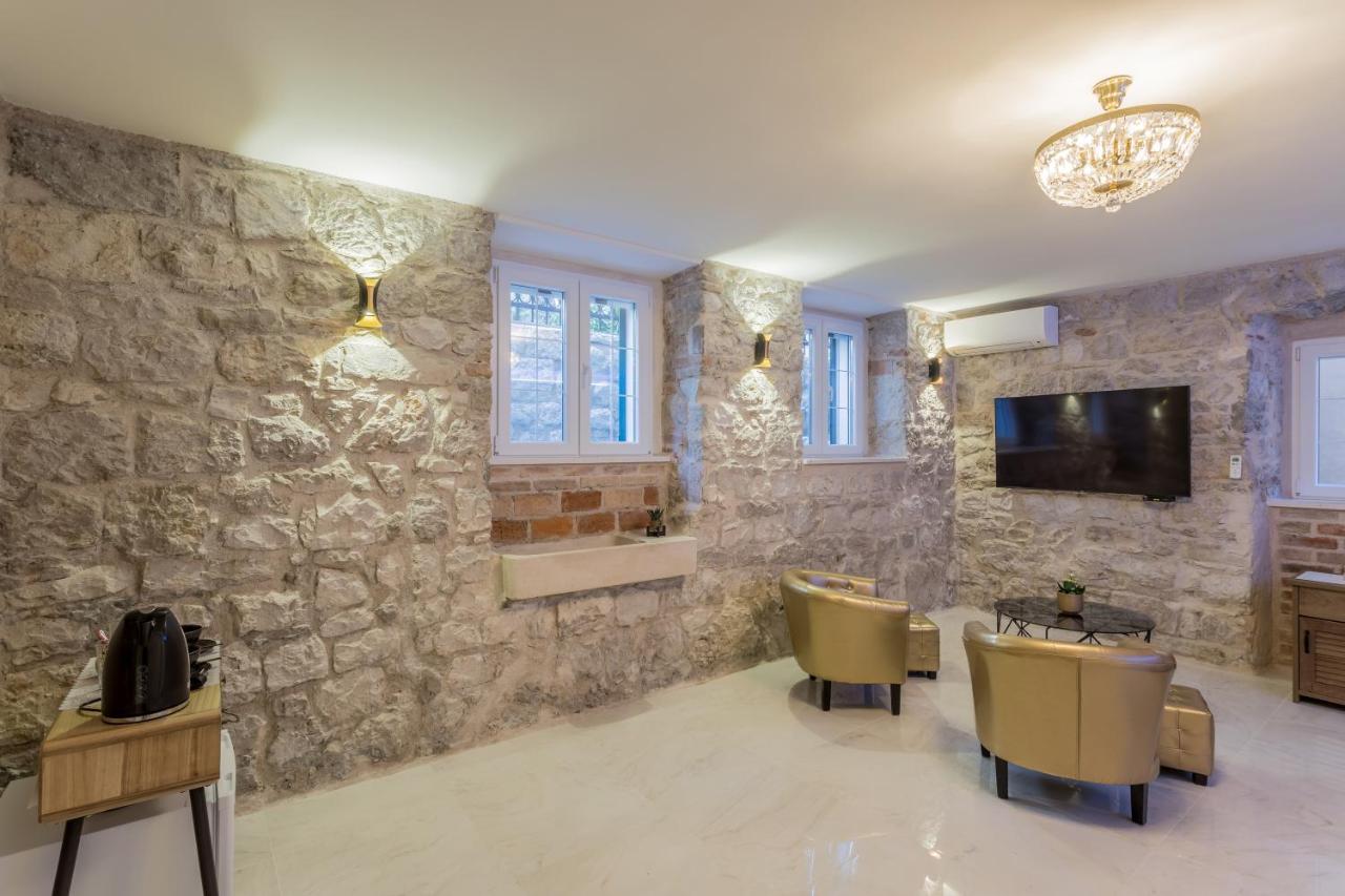 Villabella Luxury Rooms Split Exterior photo