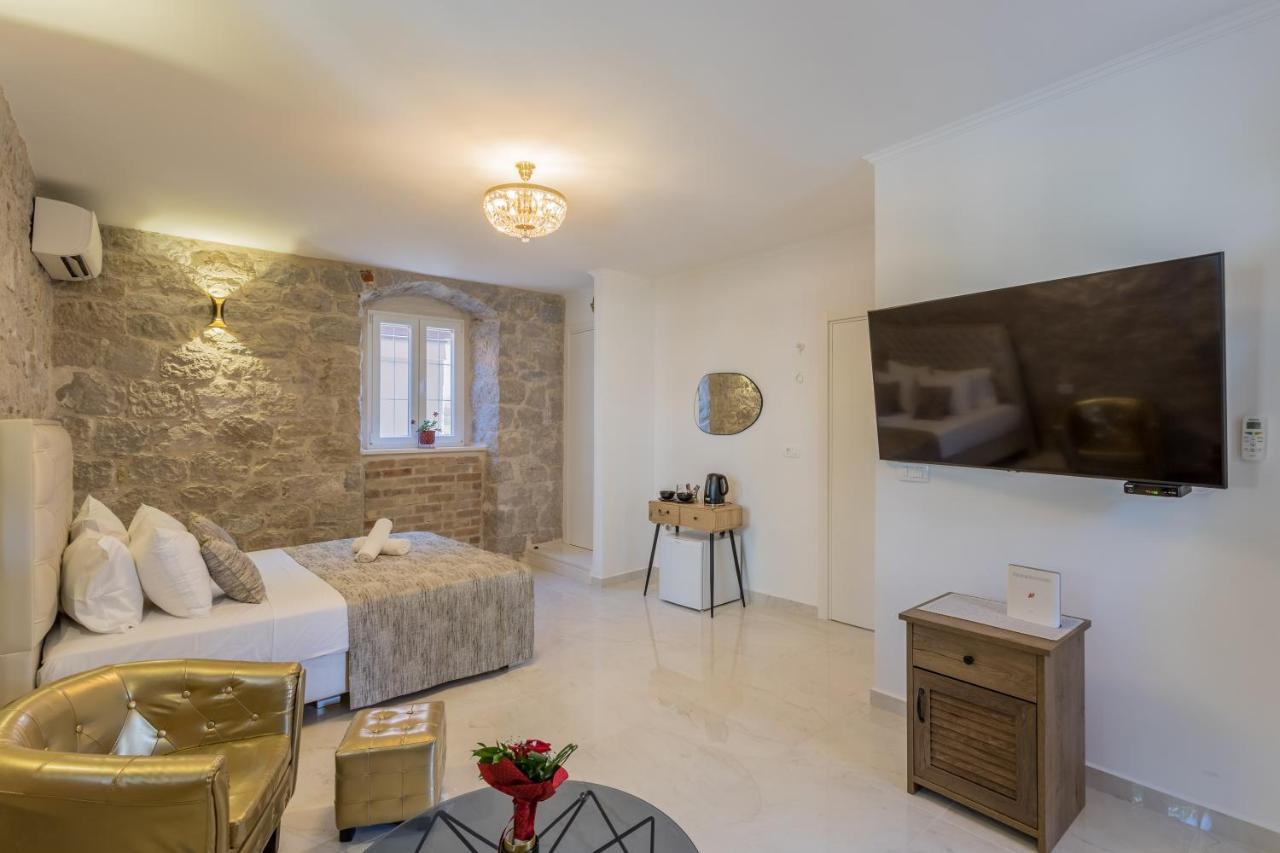 Villabella Luxury Rooms Split Exterior photo